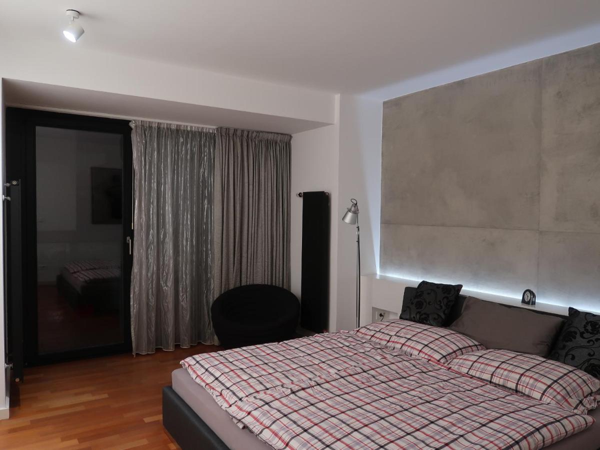 Michal Apartment 125M2 City Centre Praga Esterno foto
